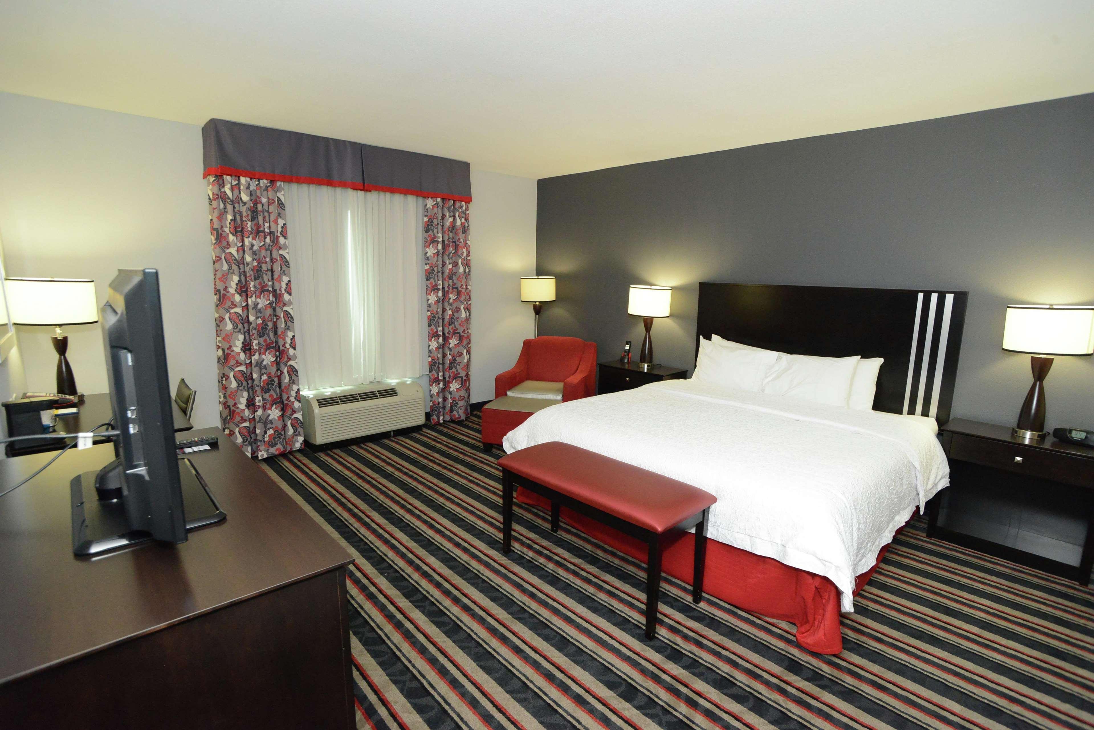 Hampton Inn & Suites Albany At Albany Mall Exterior foto