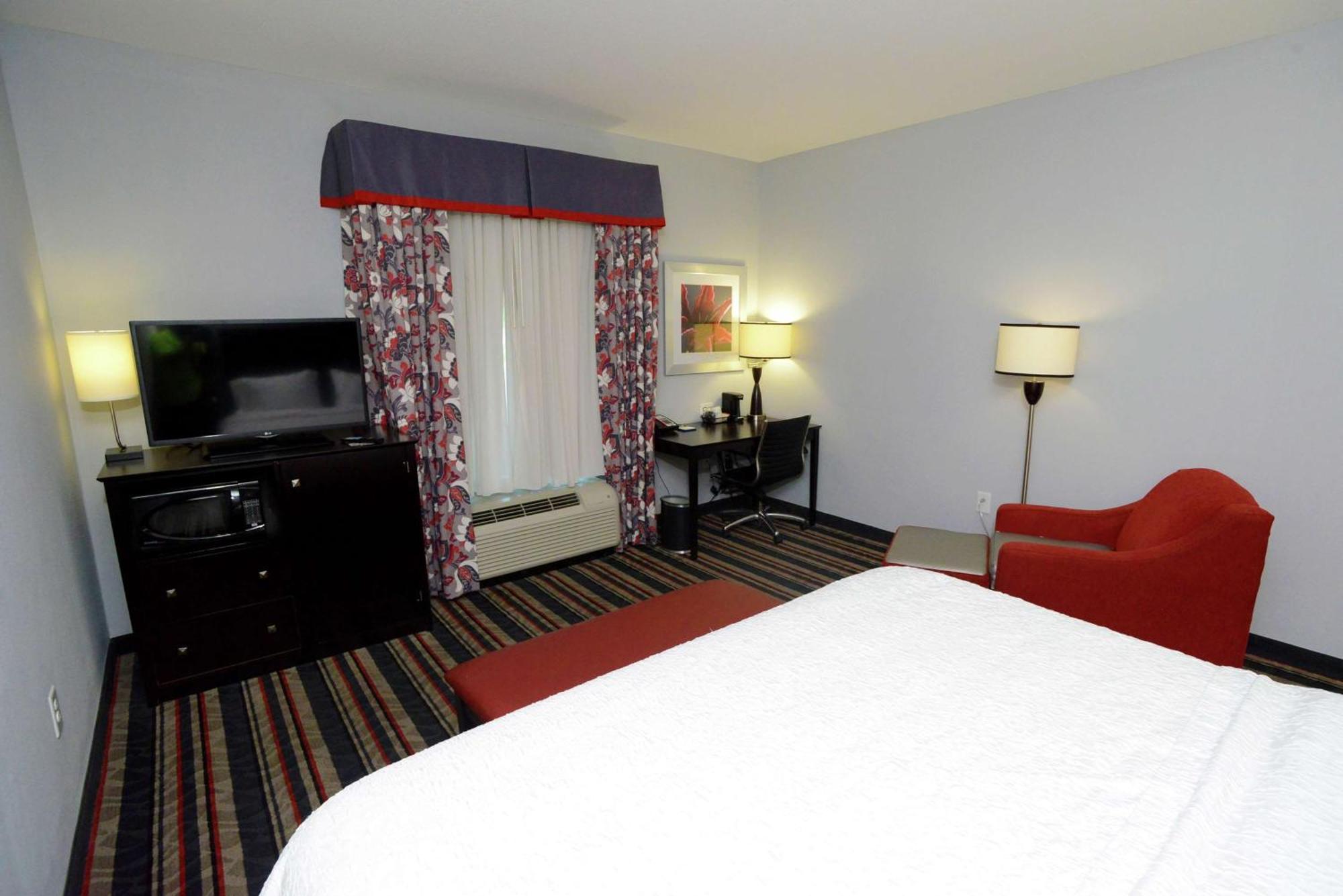 Hampton Inn & Suites Albany At Albany Mall Exterior foto
